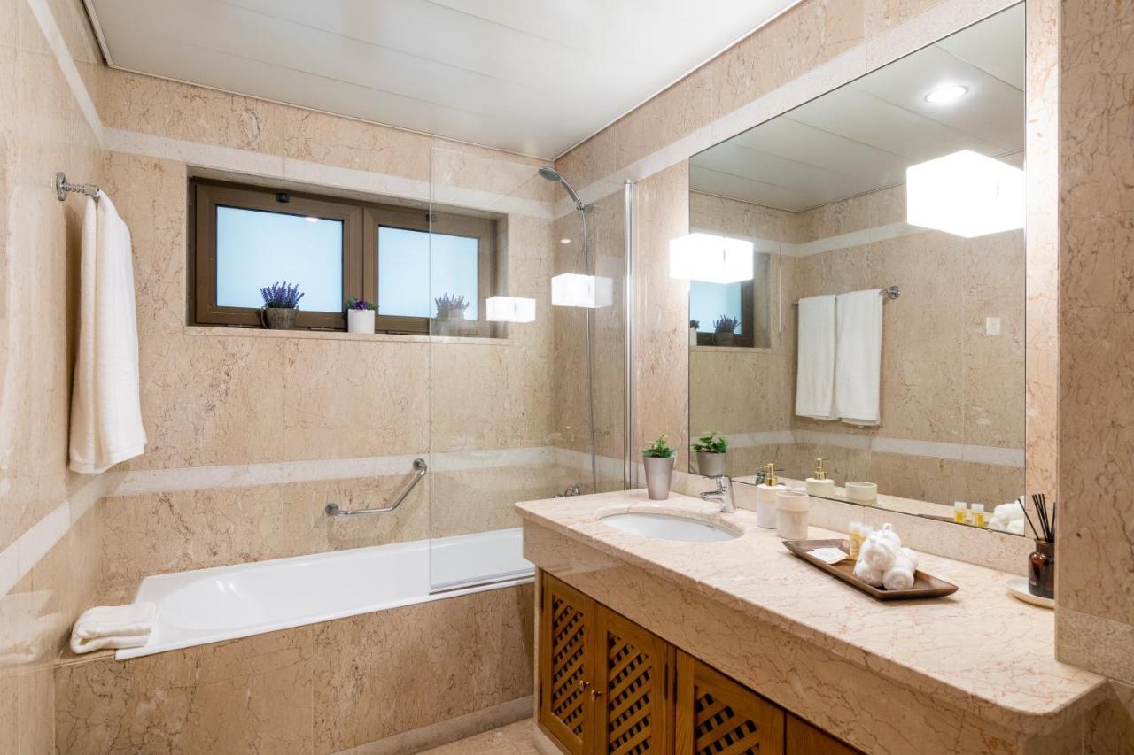Suite 106 - Two Bedroom Apartment Funchal  Bagian luar foto